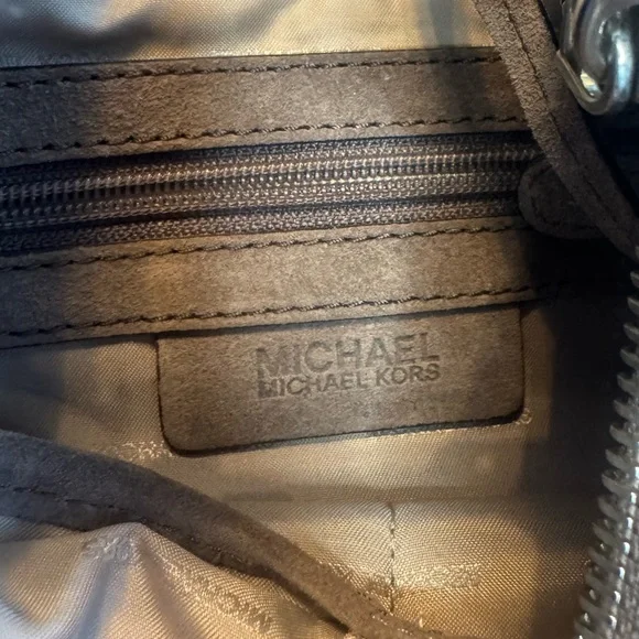 Michael Kors Fringe Crossbody in Suede with Zipper - Picture 14 of 15